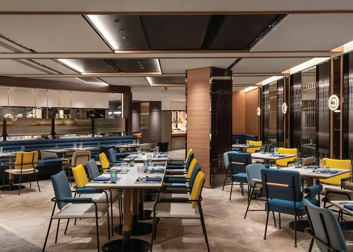 Renaissance Hong Kong Harbour View Hotel